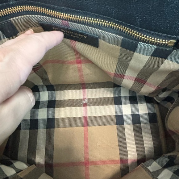 Burberry soft grain leather handbag - Picture 7 of 7